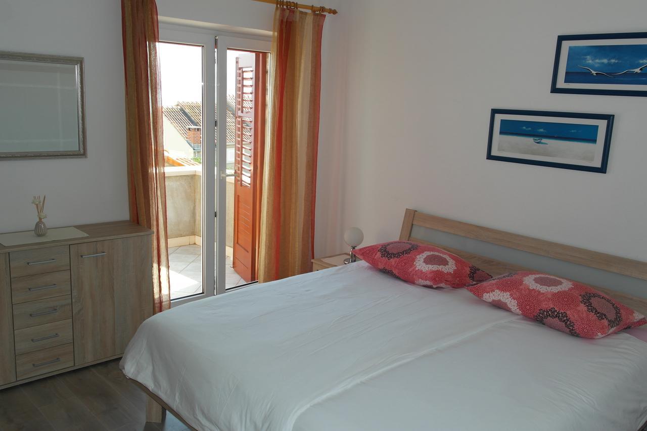 Apartments Racic โบล ภายนอก รูปภาพ